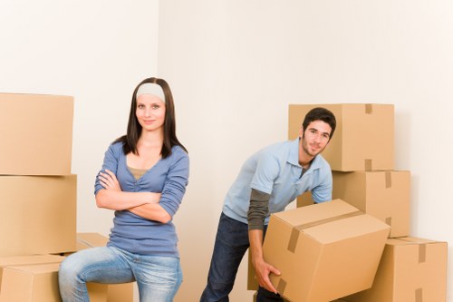 Removal van supporting a flat move in Bow with local access challenges